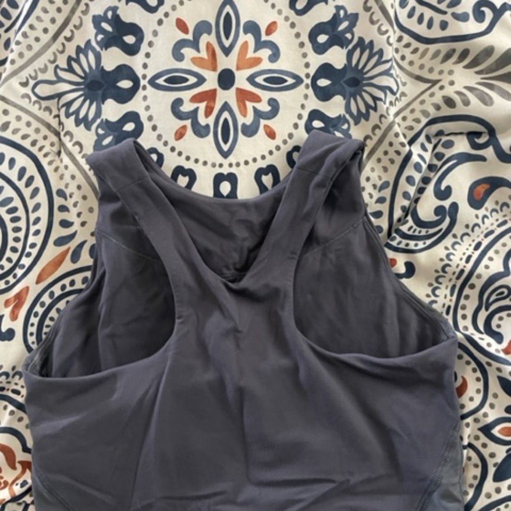 Performance Bra - Picture 2 of 3